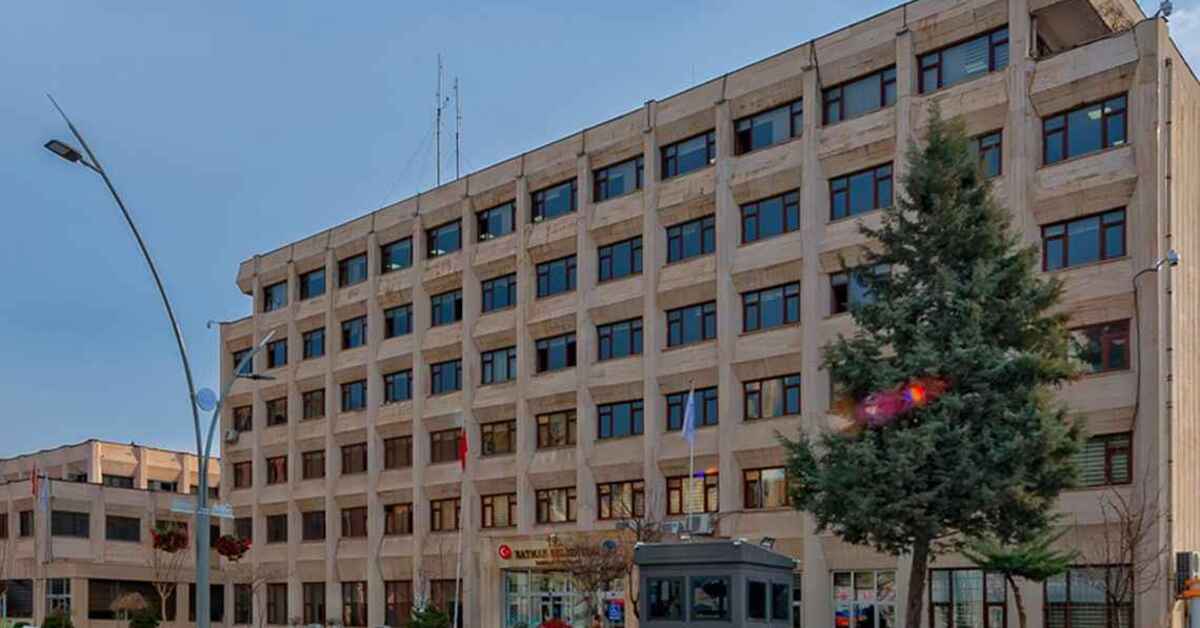 Batman Belediyesi'nde 112 kişi işten çıkarıldı | Son dakika haberleri