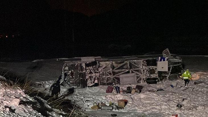 Erzurum’da otobüs devrildi! Çok sayıda yaralı var