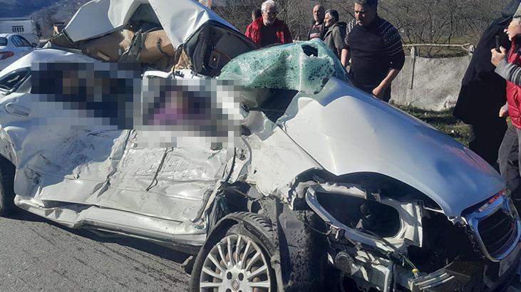 Giresun’da feci kaza! 4 kişi olay yerinde hayatını kaybetti