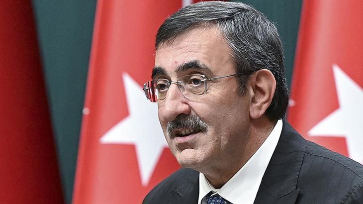 ‘Hizmet gelirlerindeki artış, cari açığın daralmasında belirleyici olmuştur’