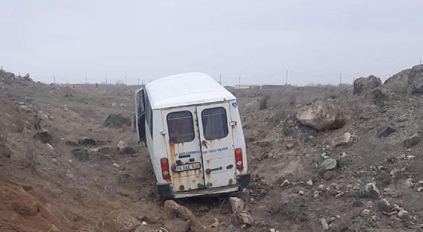 Iğdır’da minibüs, şarampole yuvarlandı! 5’i öğrenci, 6 kişi yaralandı