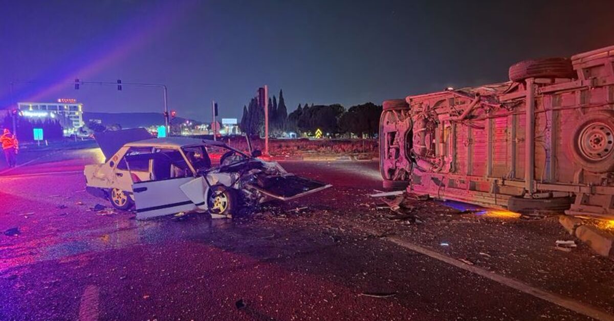 İzmir'de otomobille minibüsün çarpıştığı kazada 5 kişi yaralandı – Güncel haberler