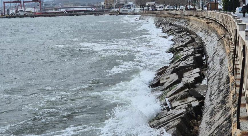 Marmara’da deniz ulaşımına poyraz engeli