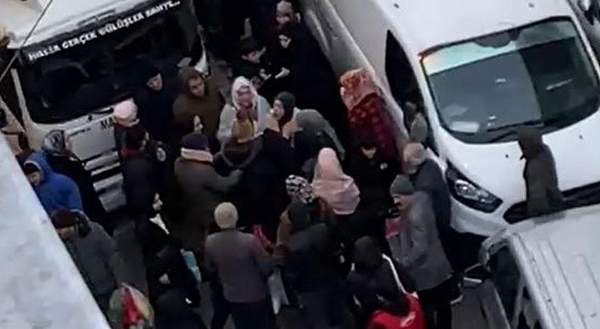 Pazarda suçüstü yakalandı! Ortalık karıştı