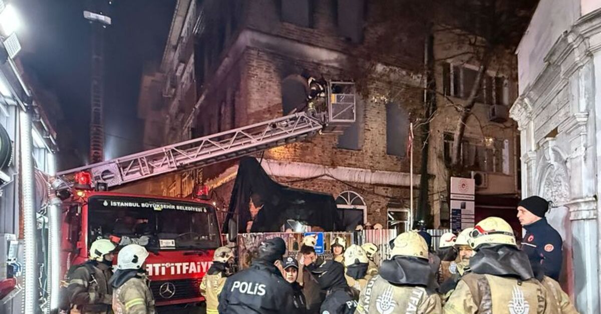 Restore edilen Mühürdar Karakolu'nda yangın! Can kaybı var! | Son dakika haberleri