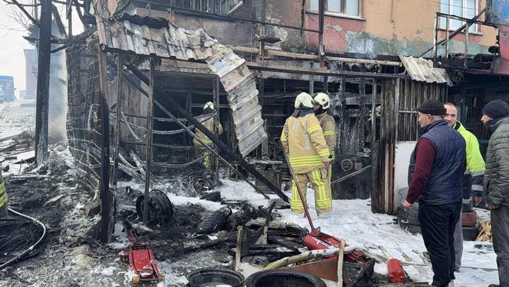 Son dakika: İstanbul’da lastikçide yangın! Müdahale sürüyor
