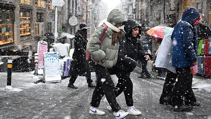 Son dakika: İstanbul’da yarın okullar tatil mi? Vali Gül’ün açıklama yapacağı saat belli oldu