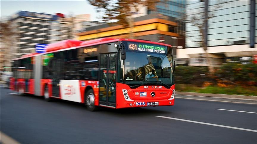 Ankara’da bazı otobüs ve metro durakları kapatıldı