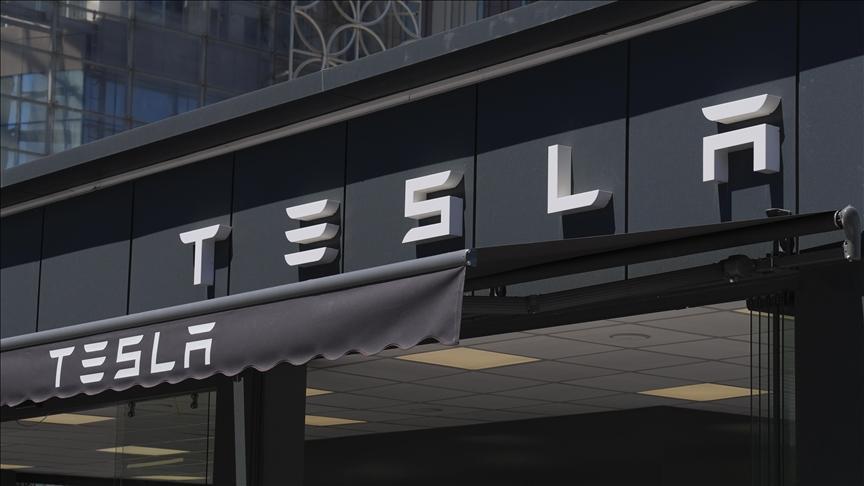 Avrupa’da Tesla satışları sert düştü