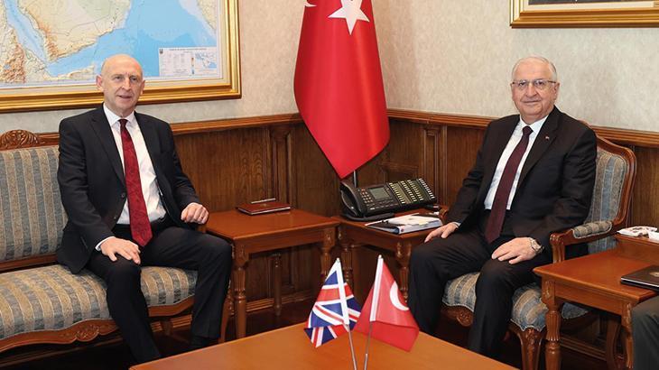 Bakan Güler, İngiliz mevkidaşı John Healey ile bir araya geldi