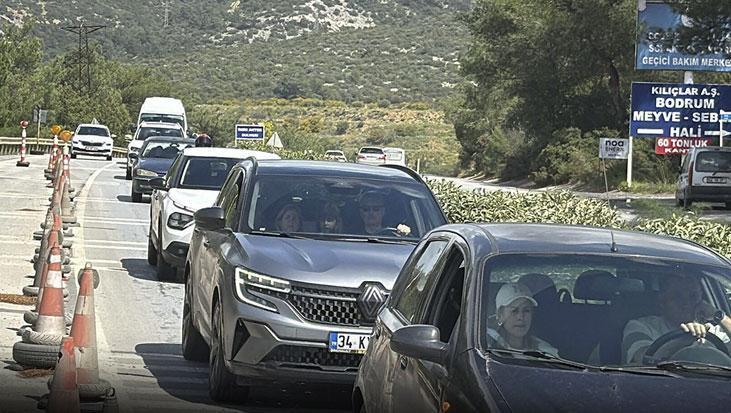 Bayram göçü devam ediyor! Bodrum’a 24 saatte 10 bin araç giriş yaptı