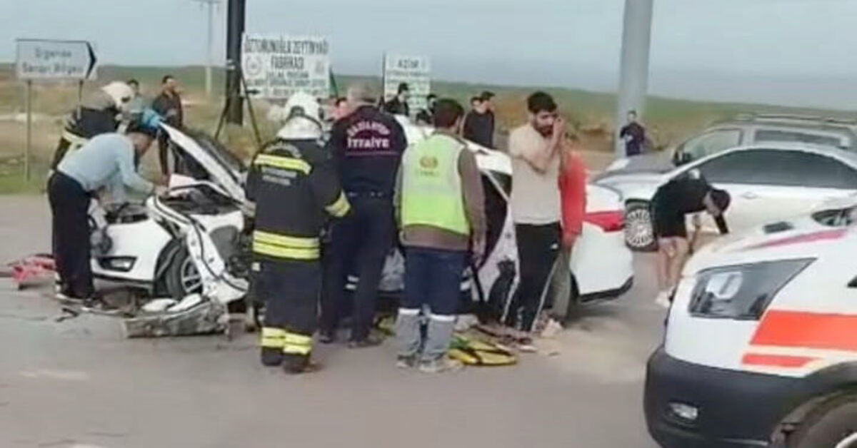 Gaziantep'te otomobil ile iş makinesi çarpıştı: 1 ölü, 4 yaralı – Güncel haberler