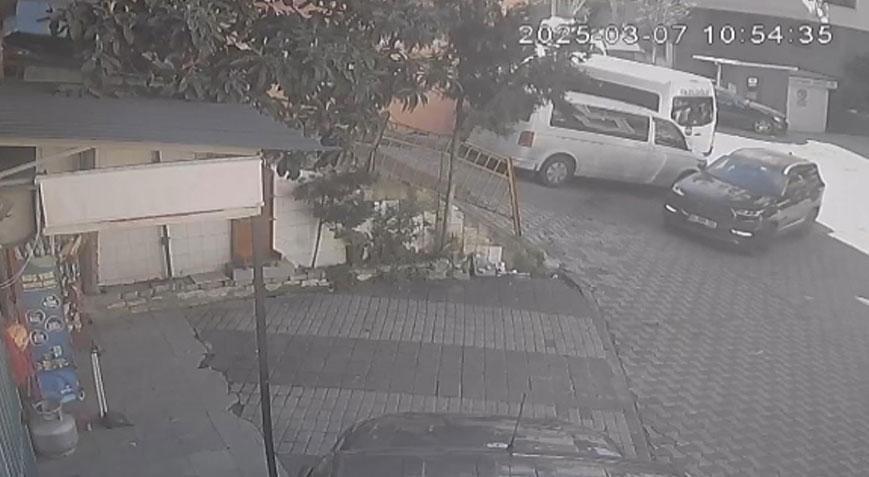 Kağıthane’de kabus anları! El freni çekilmeyen otomobil kayarak takla attı