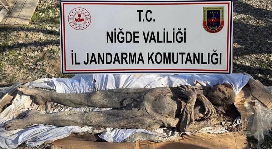 Niğde’de mumya satmaya çalışırken yakalandılar! Valilikten açıklama geldi