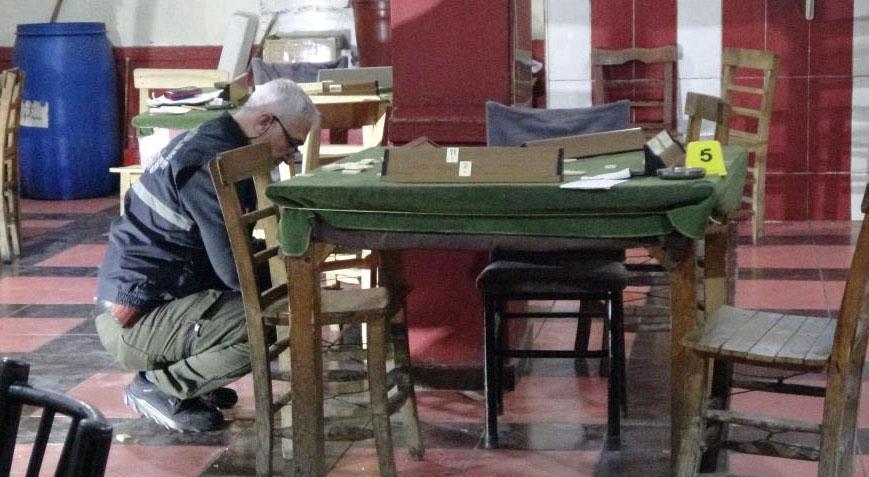 Okey masasında korkunç cinayet! 2 arkadaşı tabancayla öldürdü