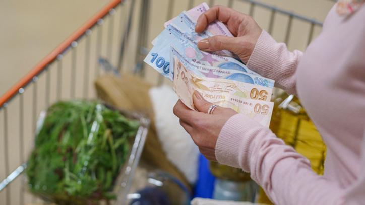 Ramazan’da etiket fiyatları değişti: Tüketiciler dikkat! Ayçiçek yağı fırsatçıları…