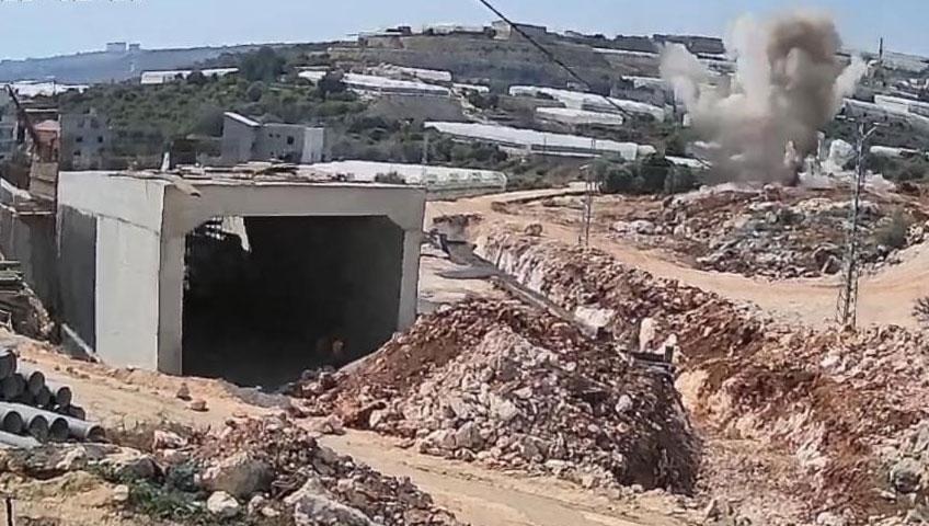 Şantiyesinde patlama! Kaya parçaları evlere isabet etti: Yaralılar var
