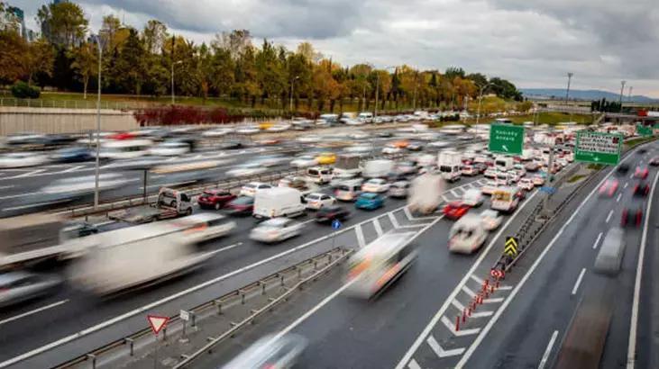 SON DAKİKA HABERİ: İstanbul Valiliği açıkladı! İşte trafiğe kapanan yollar