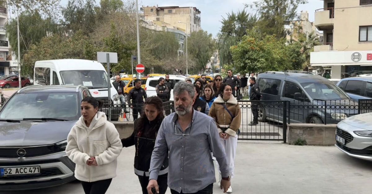 SON DAKİKA HABERLER: Tapu müdürüne 'bel altı' şantaj! 3 kadın şüpheli tutuklandı! | Son dakika haberleri