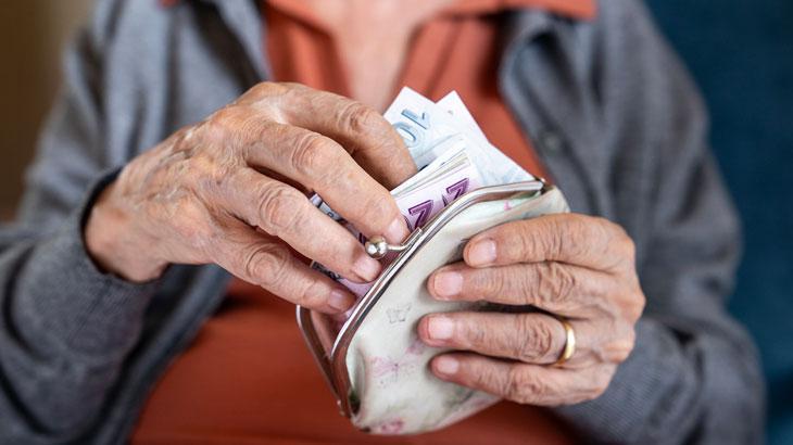 Son dakika…Emekli Bayram ikramiyesi belli oldu! AK Parti’den açıklama