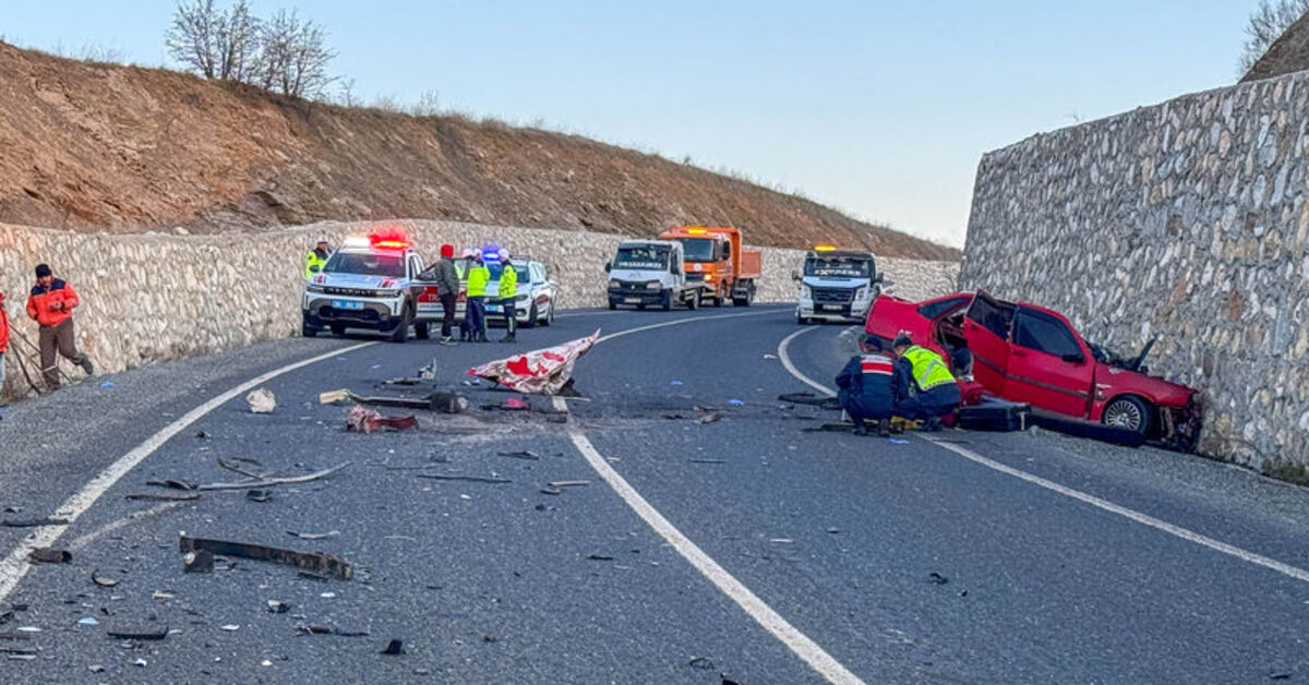 Uşak'ta kamyonetle çarpışan otomobildeki baba oğul öldü – Güncel haberler