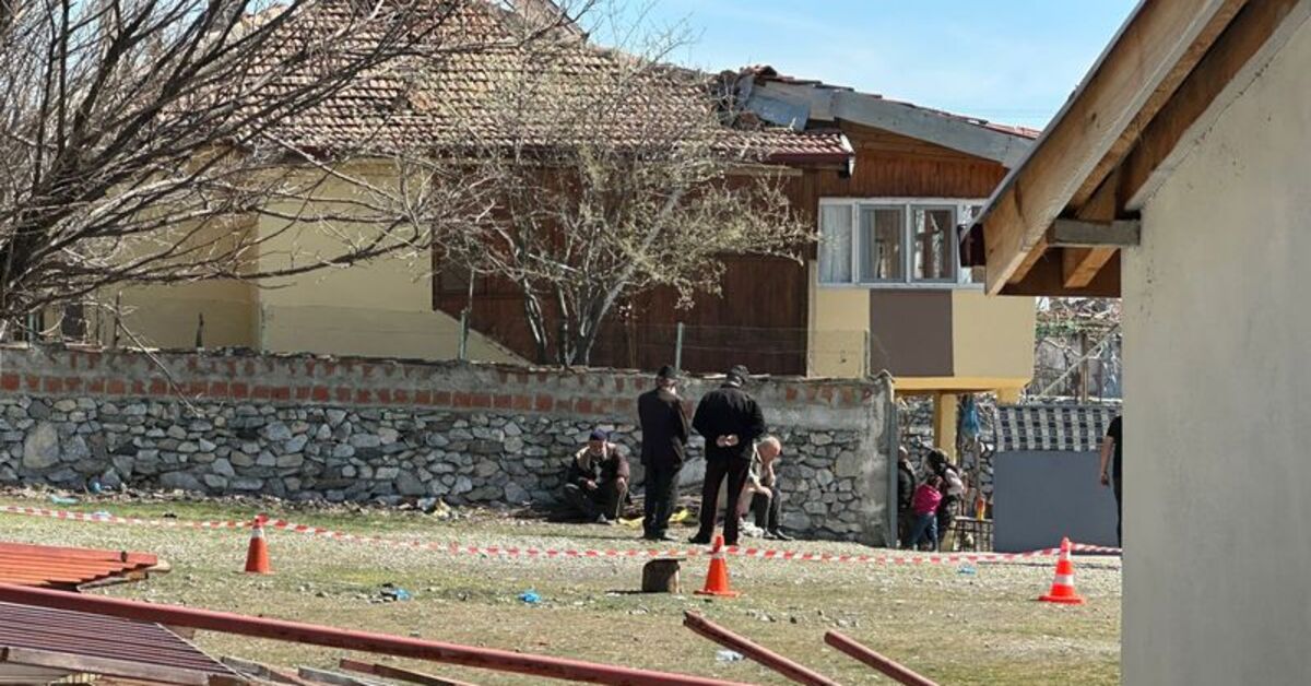Yaşlı kadını 8 kez bıçaklayıp cesedini yaktılar! Gasp vahşeti! | Son dakika haberleri
