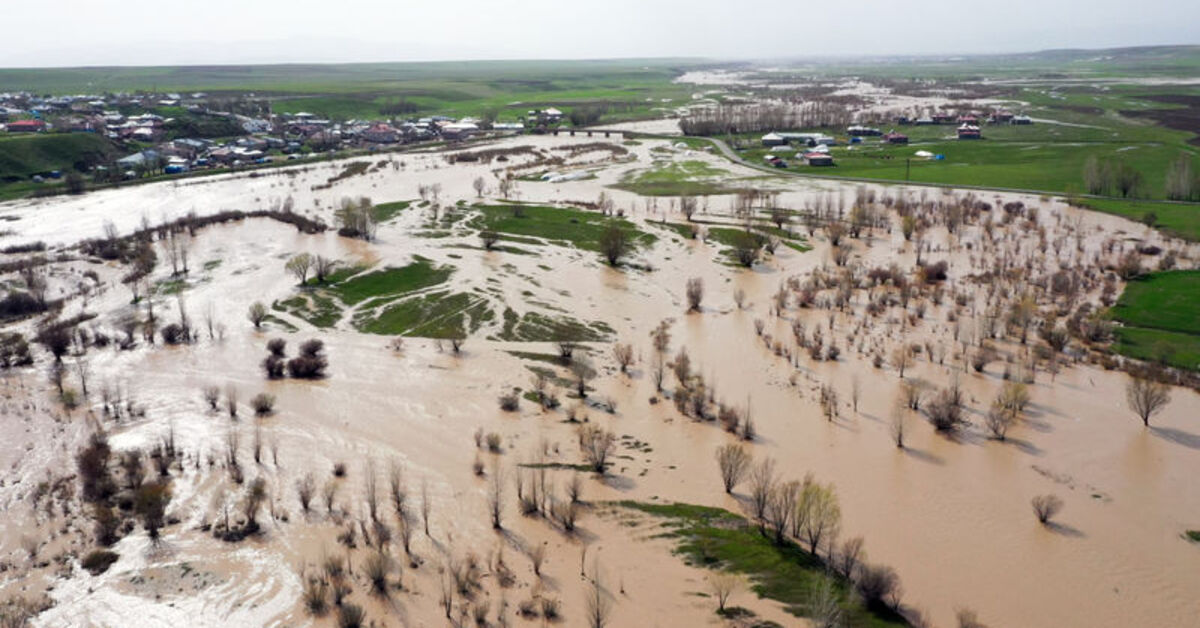 Ağrı haberleri: Murat Nehri sağanak ile taştı! Tarım arazileri su altında | Son dakika haberleri