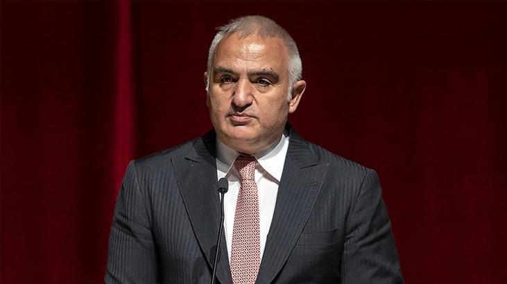 Bakan Ersoy, Palandöken Ekonomi Forumu panelinde konuştu: Özel sektör, devlet el ele vererek