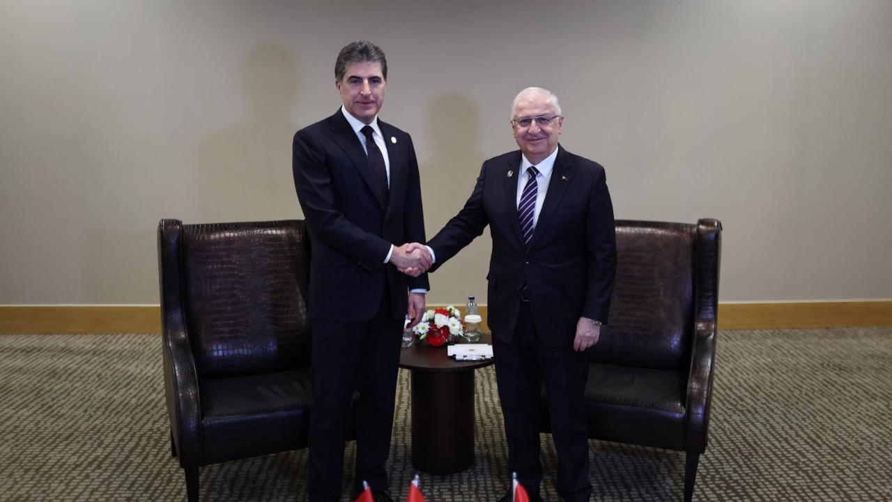 Bakan Güler, IKBY Başkanı Neçirvan Barzani ile görüştü