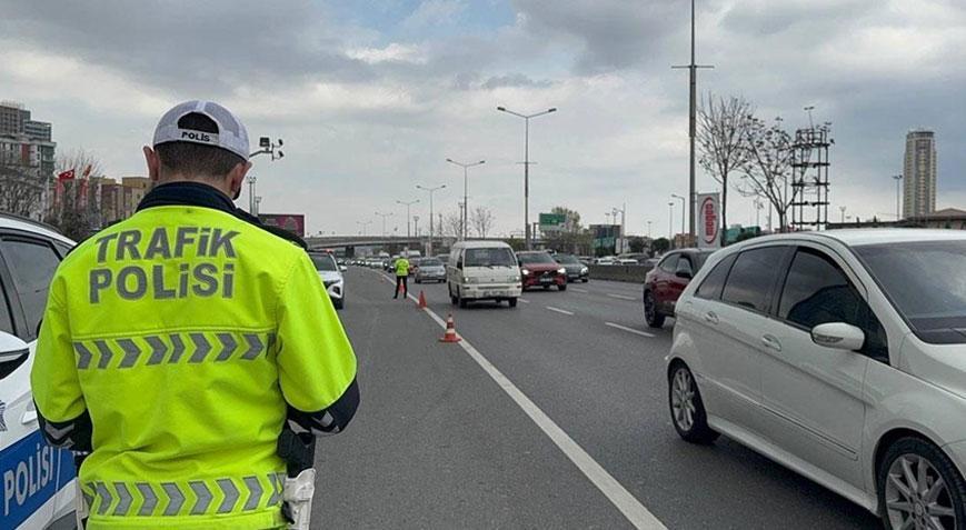 Bakan Yerlikaya duyurdu! Trafik tedbirleri 8 Nisan’a kadar devam edecek