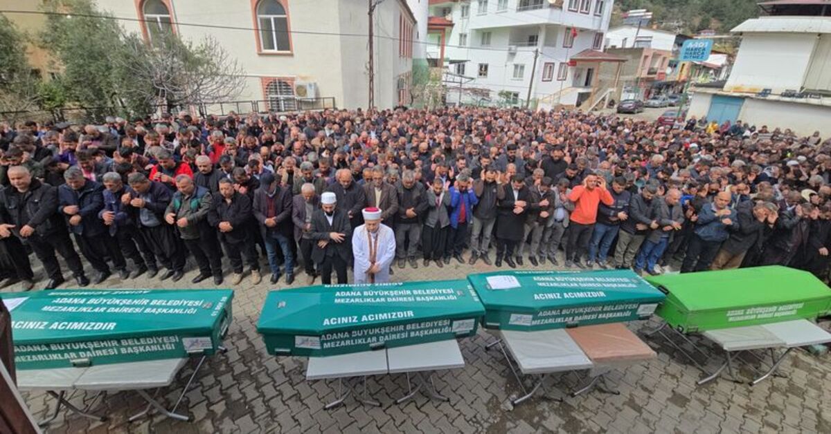 Bayram tatilinin en acı fotoğrafı! Bir anne ve 3 çocuk | SON DAKİKA HABERLER | Son dakika haberleri