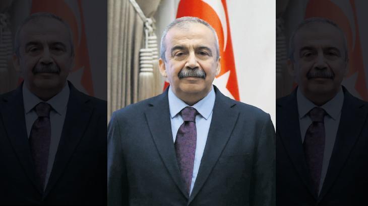 DEM Partili Sırrı Süreyya Önder kalp krizi geçirdi
