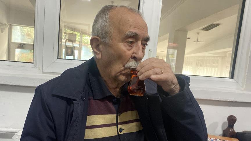 Emekli askerin ilginç prensibi! 30 senedir saat 13.00’a kadar bekliyor