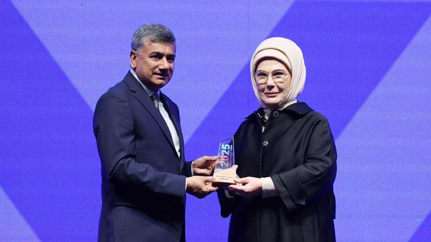 Emine Erdoğan ‘En İyi Kadın Lider Ödülü’ için teşekkür etti