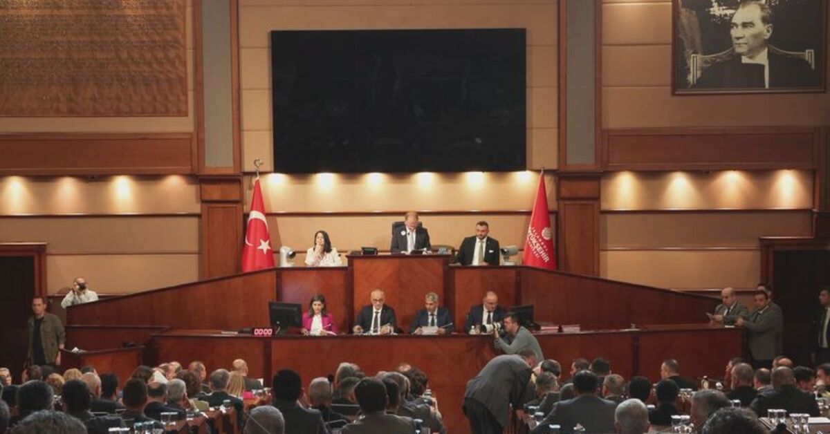 İBB Meclisi'nde 2024 yılı denetim raporu sunuldu | Son dakika haberleri