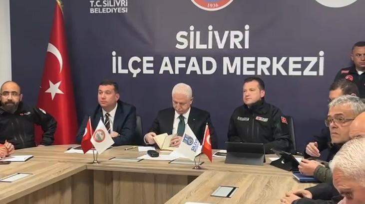 İstanbul Valisi Davut Gül, depremin ardından 5 ilçede inceleme yaptı