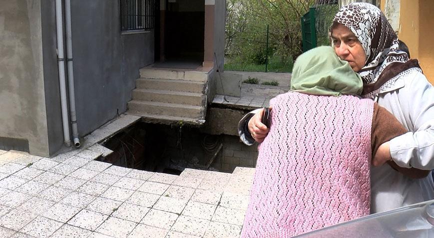 İstanbul’da korku dolu anlar! 4 katlı binanın zemini çöktü