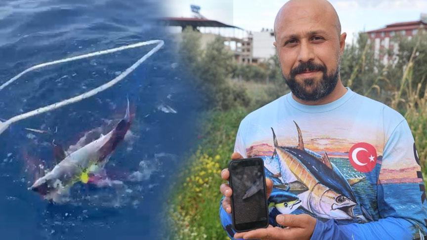 Oltaya geldi amatör balıkçı şoke oldu! ‘Herkes bizim kadar vicdanlı çıkmayabilir’