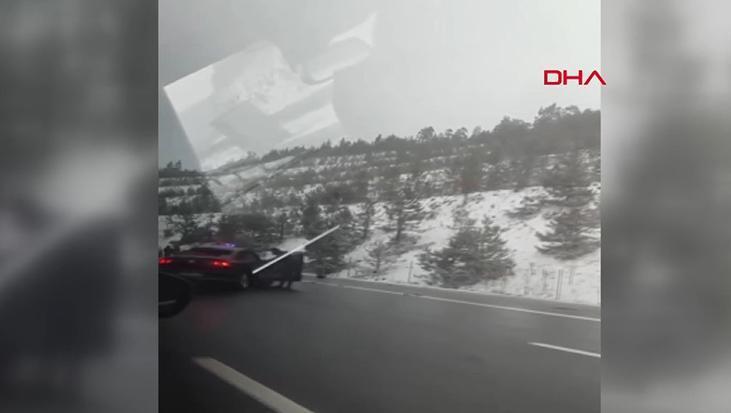 Son dakika! Ankara’da koruma aracı tankere çarptı: 1’i polis 2 kişi hayatını kaybetti