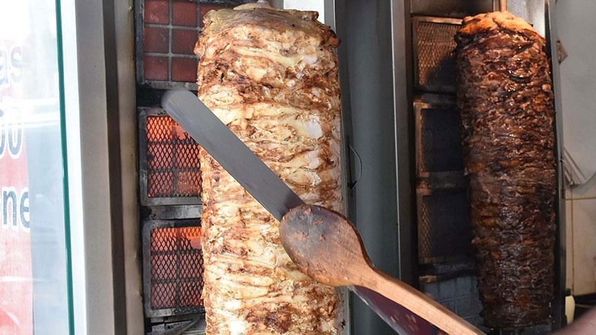 Tavuk döner 648 kişiyi hastanelik etti! Uzman isimden kritik uyarı