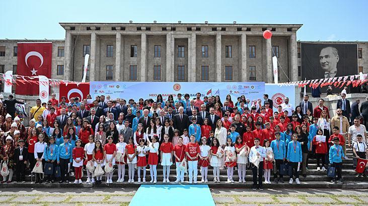 TBMM’de ‘7 Bölge 7 Eser 23 Nisan Konseri’ düzenlendi