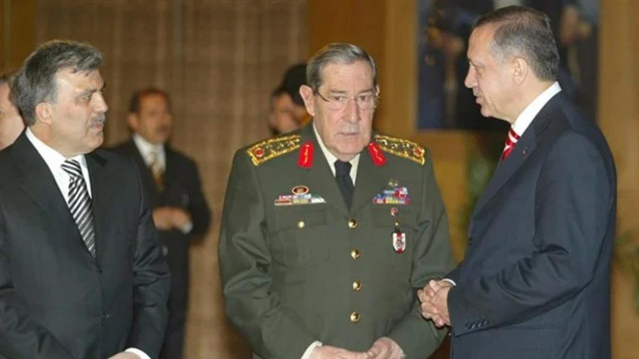 Türkiye’yi kritik eşikten döndüren hamle! E-muhtıra sürecinde Bahçeli’nin rolü