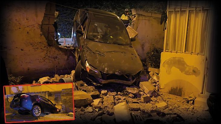 Üsküdar’da kontrolden çıkan otomobil bahçe duvarına çarptı! Sürücü kaçtı