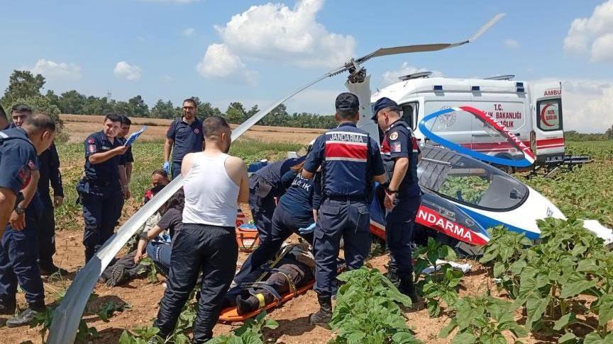 Adana’da cayrokopter, araziye sert iniş yaptı! Yaralılar var