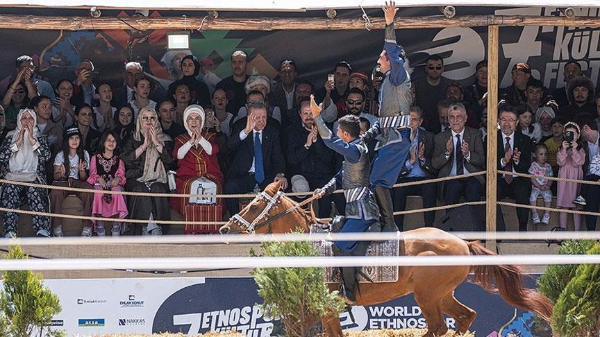 Emine Erdoğan’dan Etnospor Kültür Festivali paylaşımı