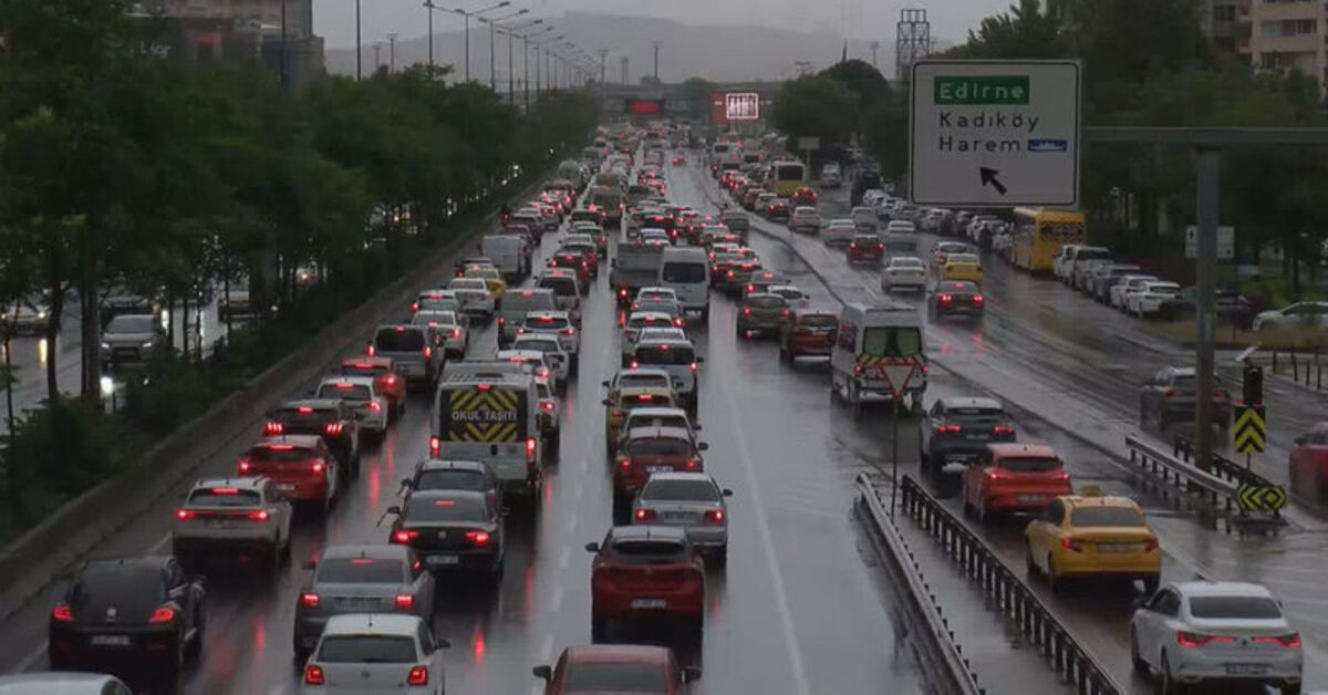 İstanbul'da trafik kilit: Yüzde 81!