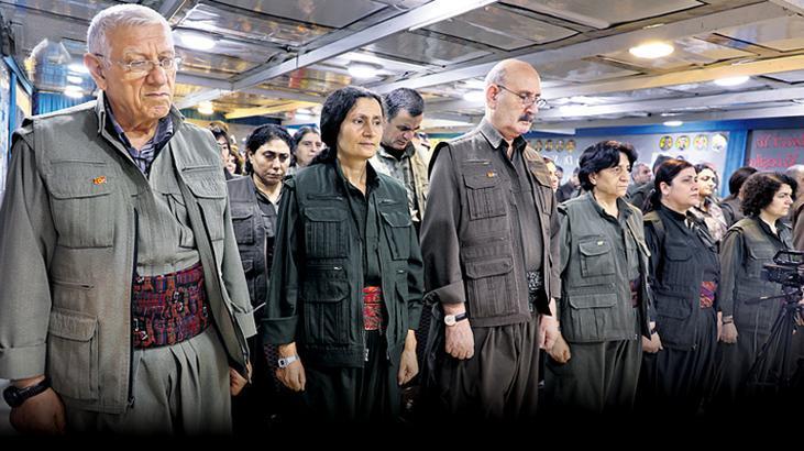 PKK’nın feshedildiğinin ilan edildiği fotoğrafı uzmanlar analiz etti: Örgüt yöneticilerinin zoraki vedası