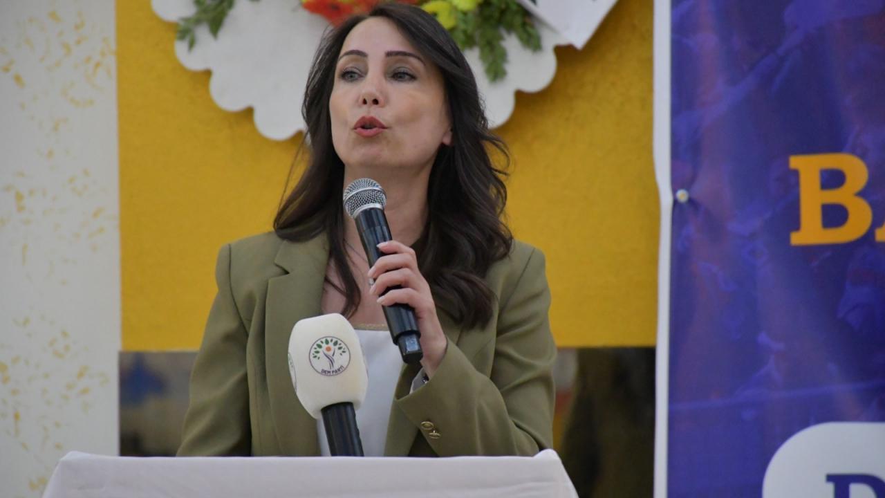 Tülay Hatimoğulları: Orta Doğu’da kartlar yeniden karılırken bize düşen…