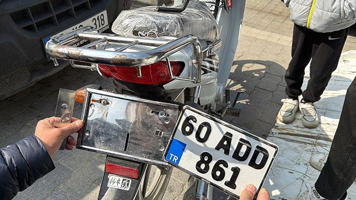 50 bin TL'lik motosikleti ile 146 bin TL'lik ceza yedi! O anlar kamerada