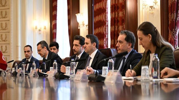 Bakan Gürlek, Türkiye Barolar Birliği Başkanı Erinç Sağkan ve beraberindeki heyetle görüştü